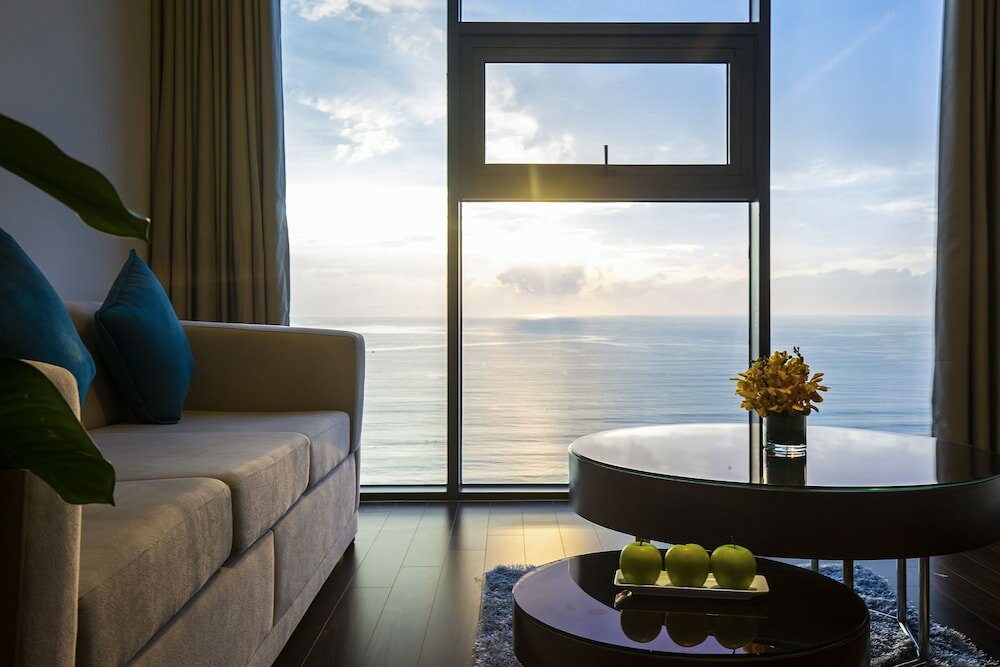 Фото Maximilan Beach Hotel