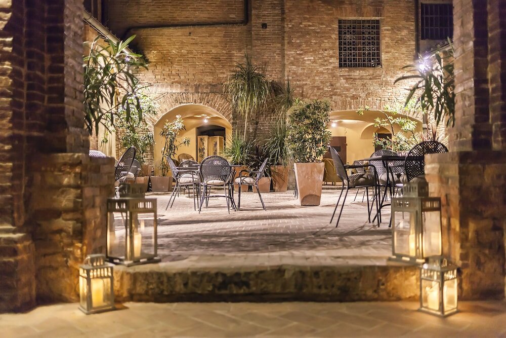 Фото Il Chiostro del Carmine