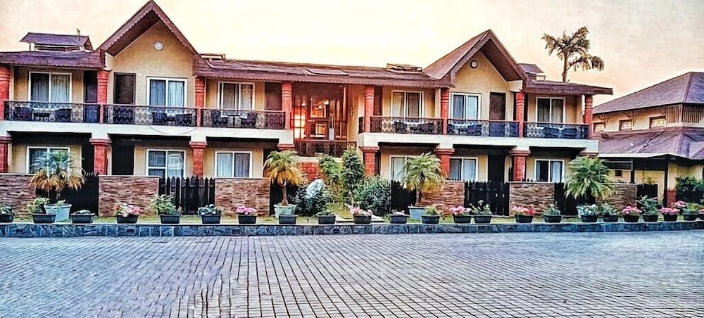 Фото отеля 2