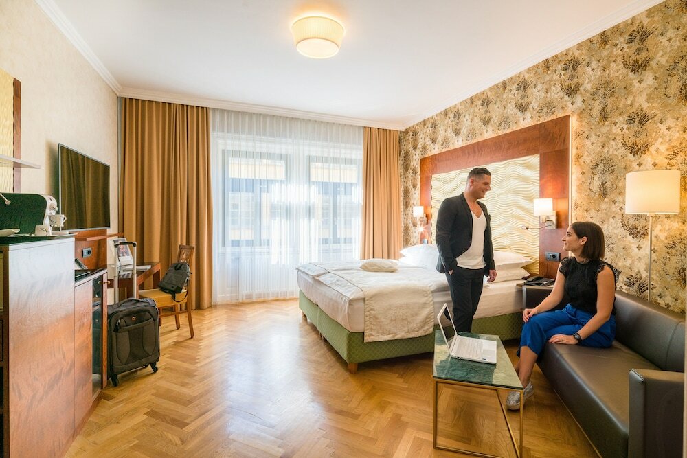 Фото Hotel Josefshof am Rathaus