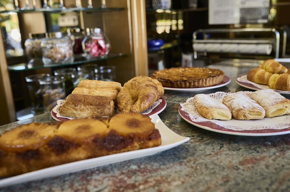 Фото Hotel Albret