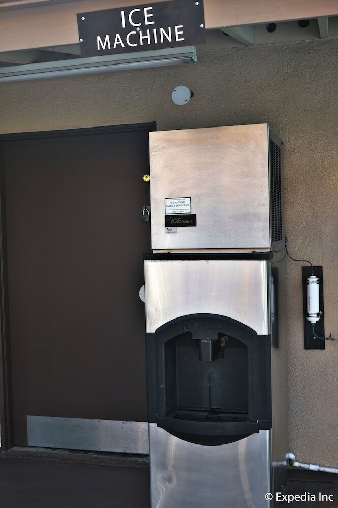 Фото Anaheim Discovery Inn & Suites