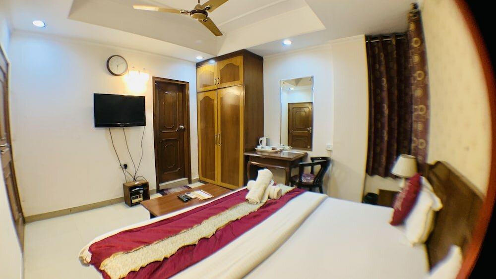 Фото Kashish Residency & Banquet