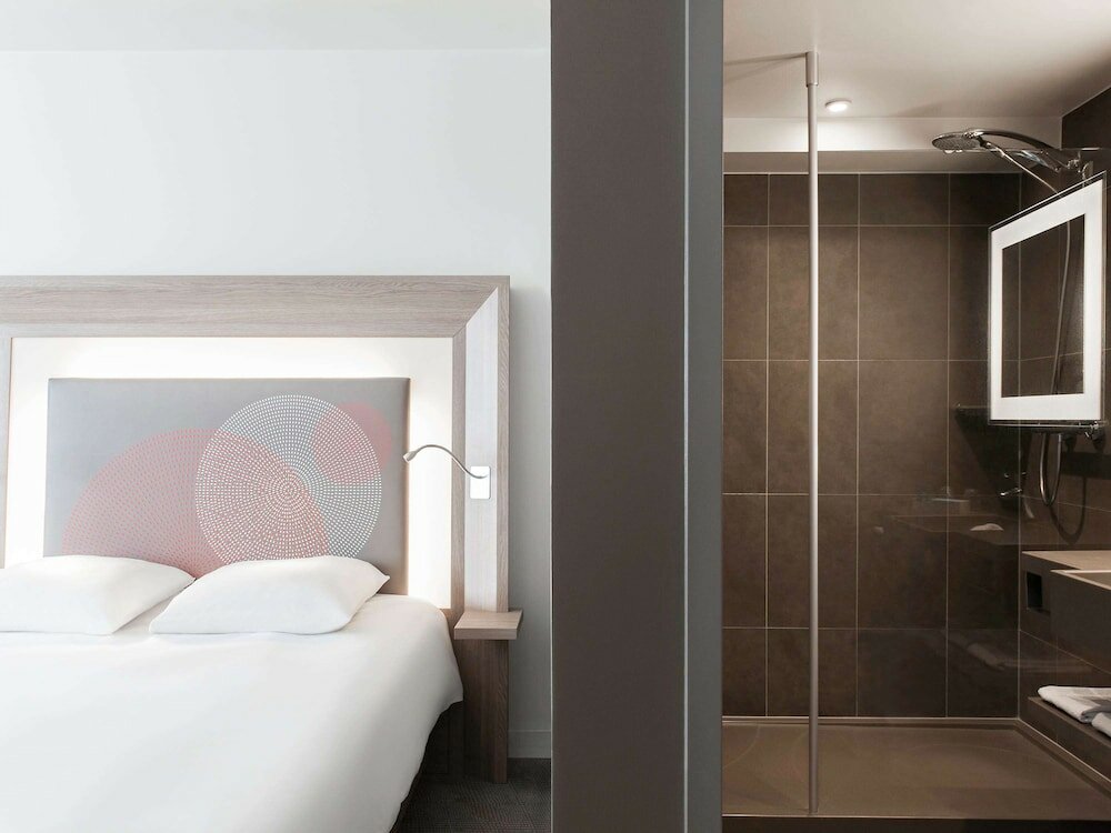 Фото Novotel Leuven Centrum