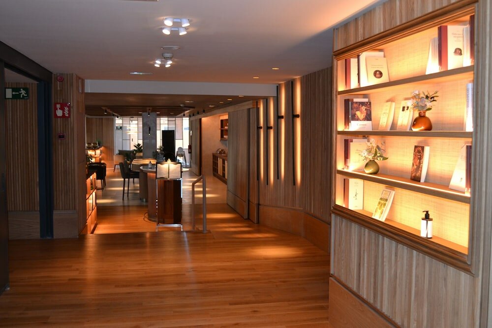 Фото Ac Hotel Avenida de América by Marriott