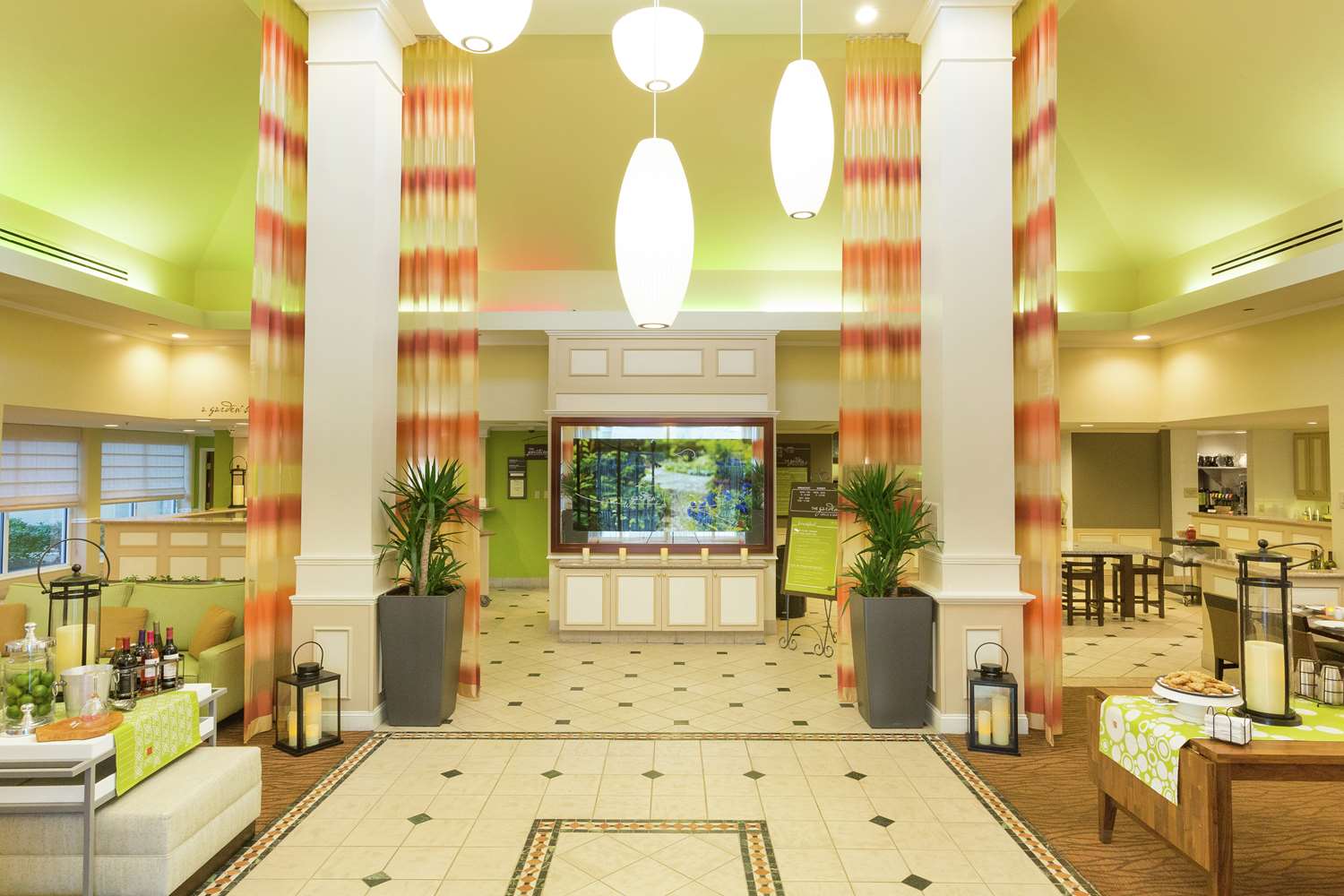 Фото Hilton Garden Inn Jacksonville Airport