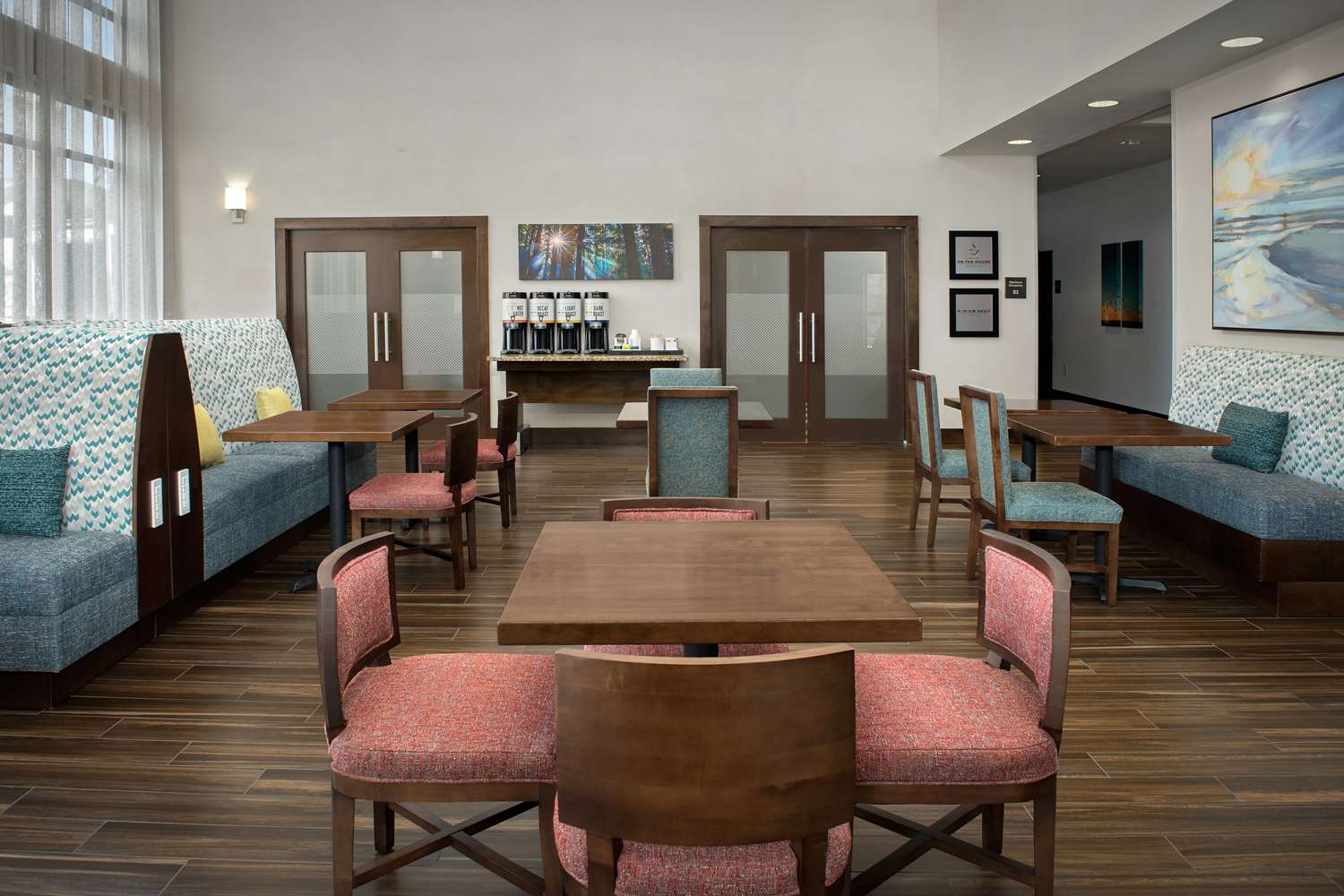 Фото Hampton Inn & Suites Portland/Hillsboro-Evergreen Park, Or