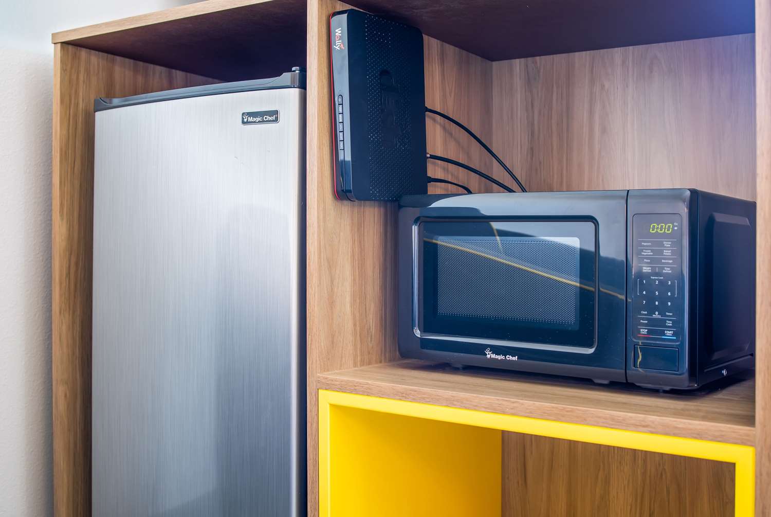 Фото Days Inn by Wyndham Red Bluff