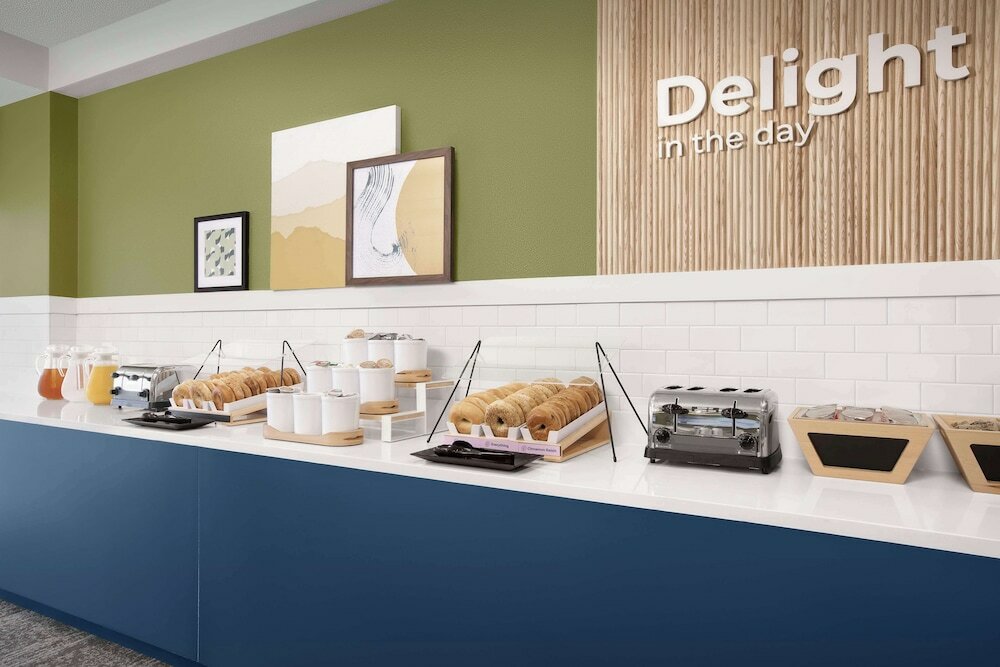 Фото Quality Inn San Antonio Fiesta at Six Flags