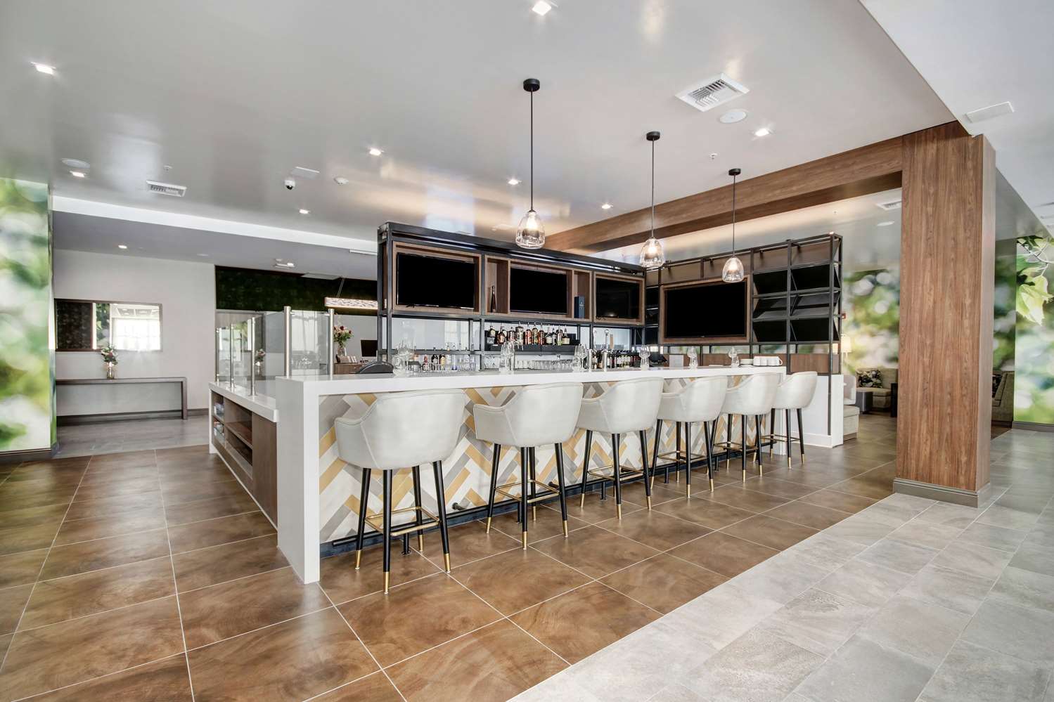 Фото Wyndham Garden Sacramento Airport Natomas