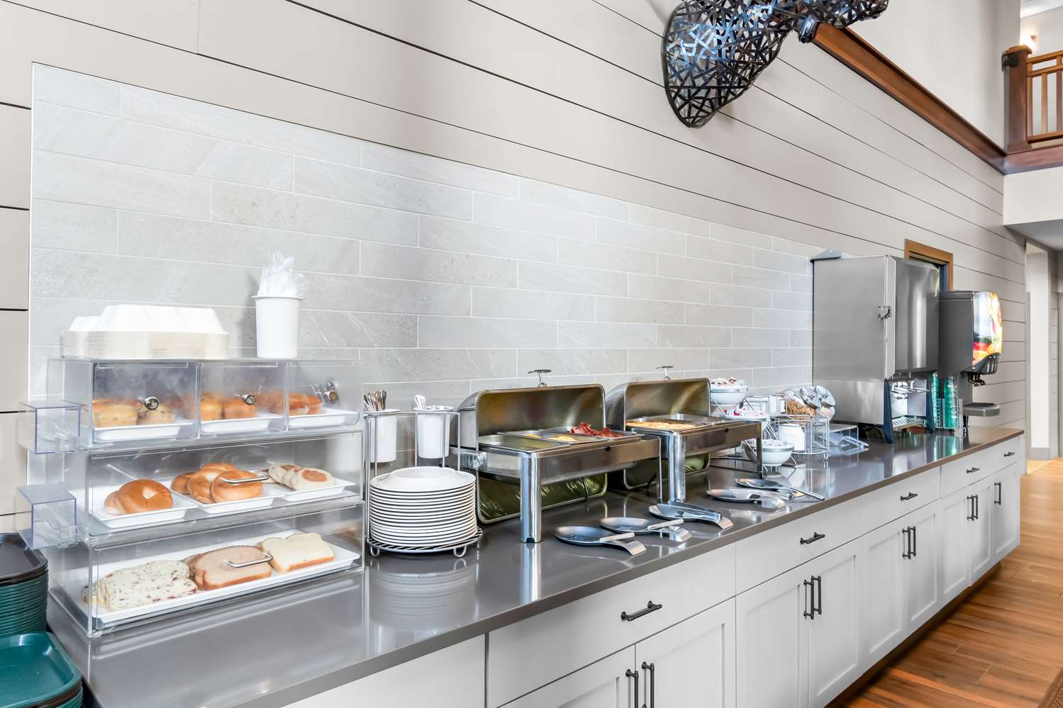 Фото Comfort Inn & Suites Mountain Iron and Virginia