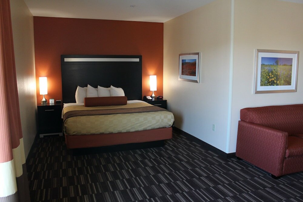 Фото Best Western Plus Desert Poppy Inn