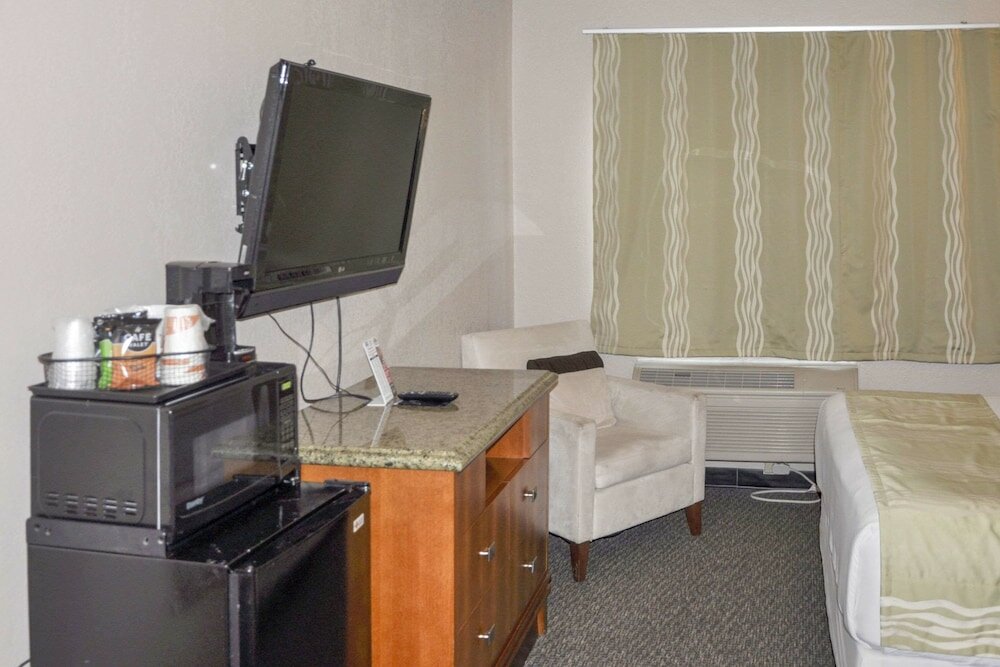 Фото Rodeway Inn Fargo