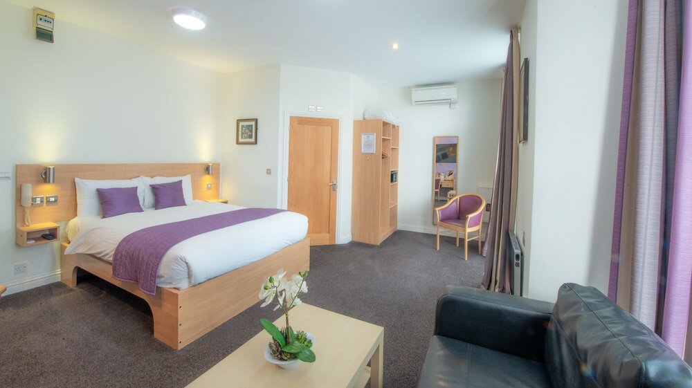 Фото Отель Fox Connaught London ExCeL