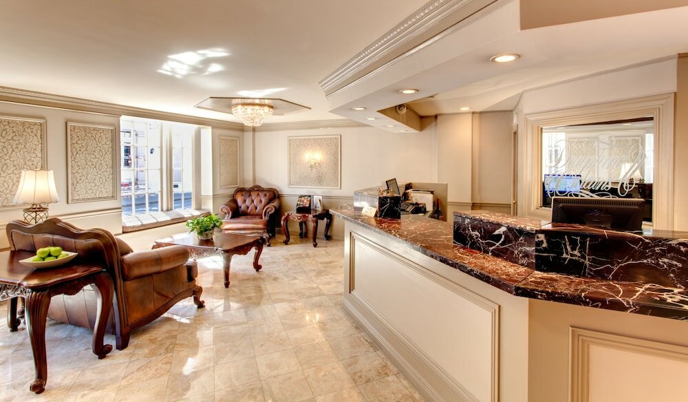 Фото Dauphine Orleans Hotel