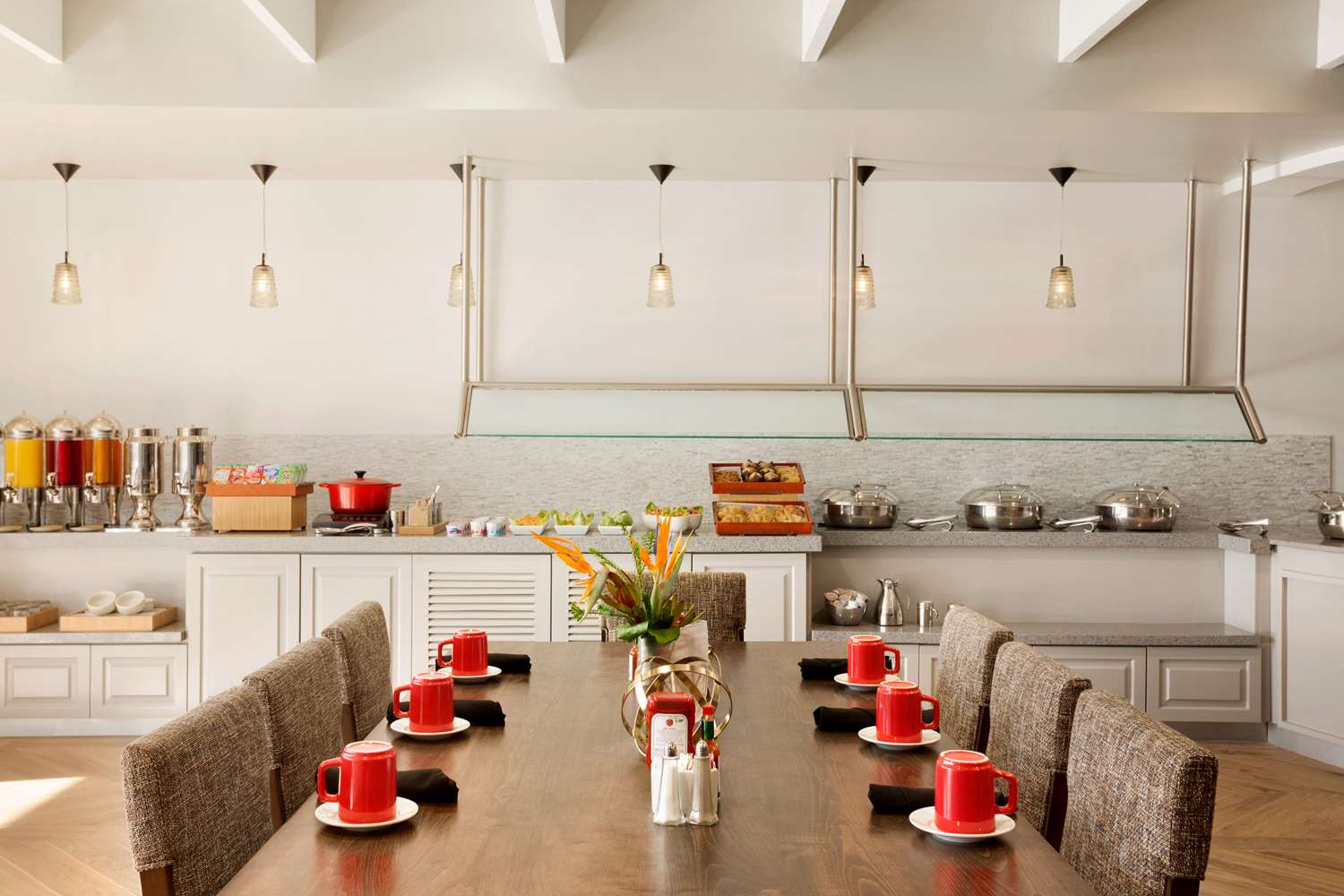 Фото DoubleTree by Hilton Hotel Oklahoma City Airport