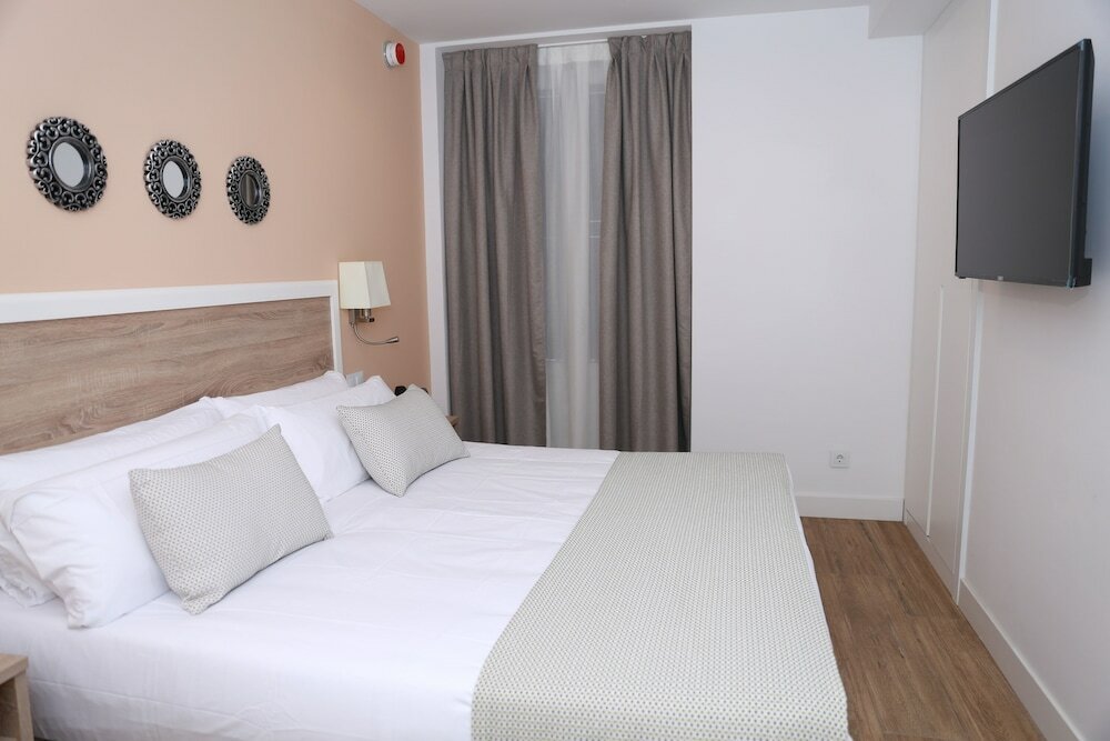 Фото New Point Madrid Opera