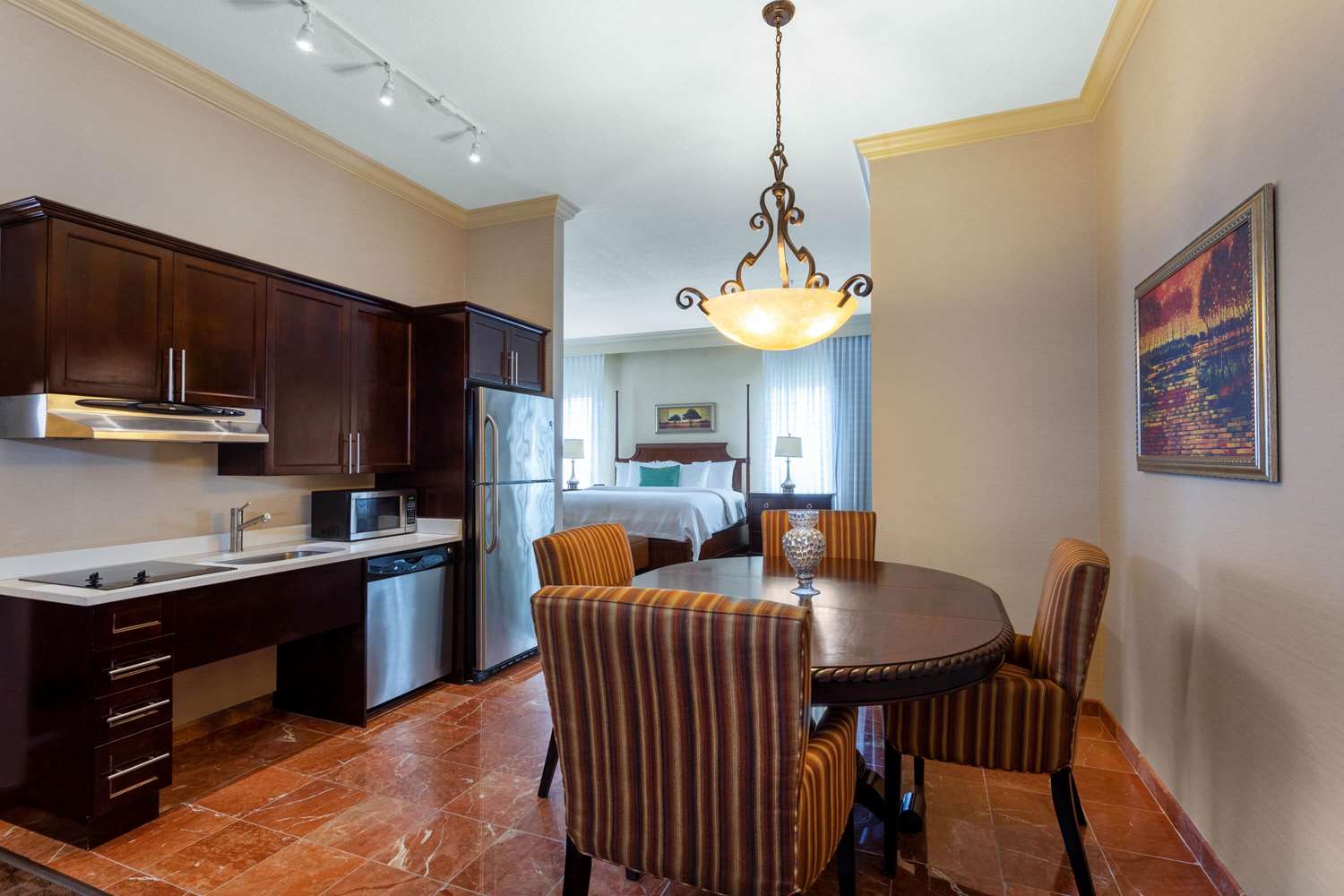 Фото Hawthorn Suites by Wyndham West Palm Beach