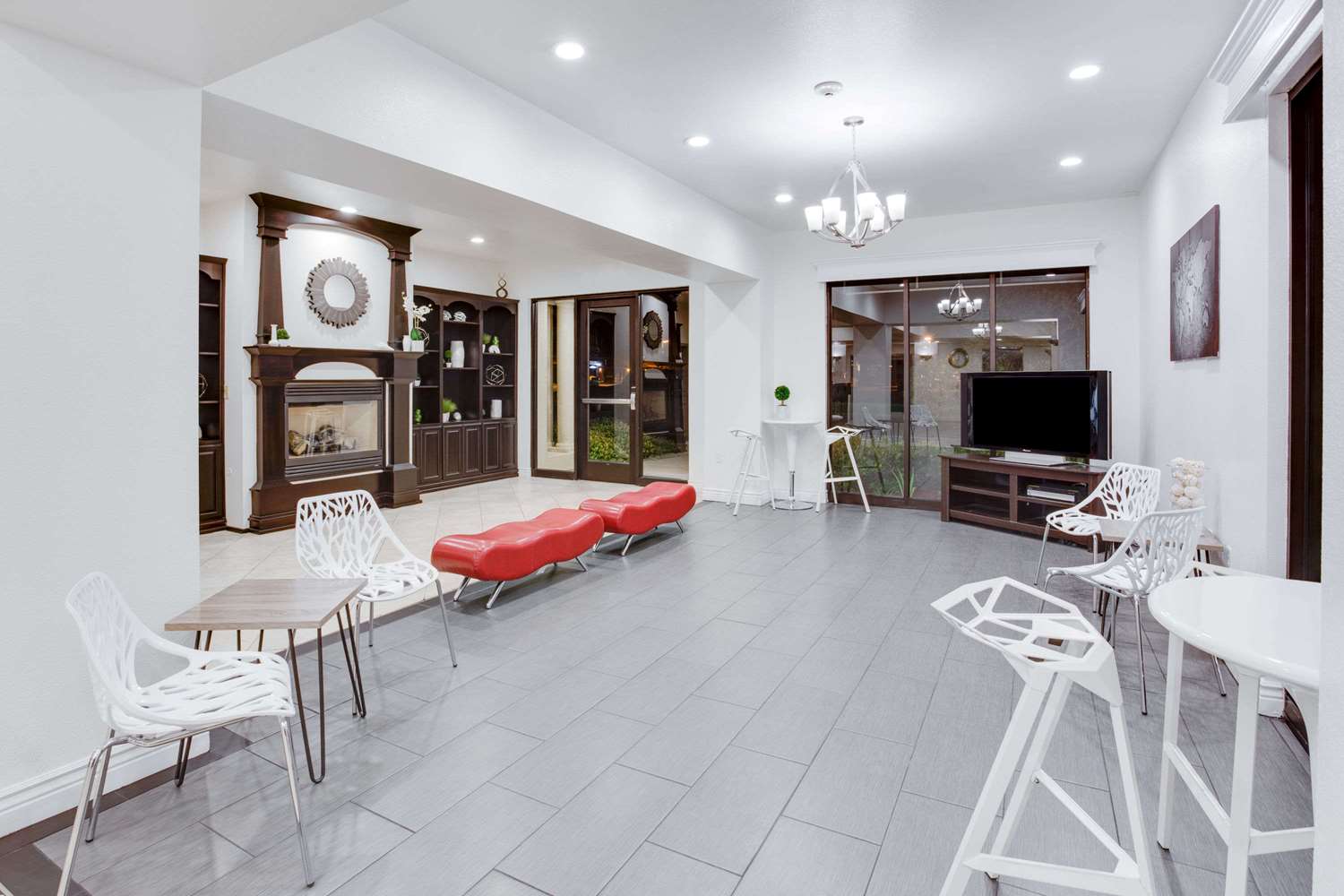 Фото Ramada by Wyndham Marina