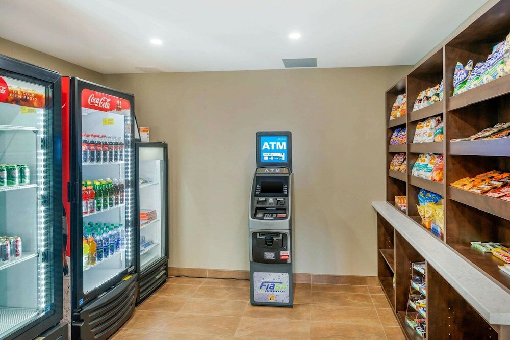 Фото Quality Inn & Suites Bathurst