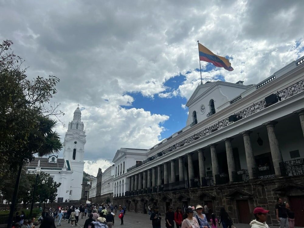 Фото Adamas House Hotel