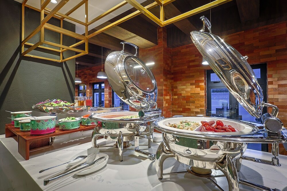 Фото Santa Grand Hotel Central Market