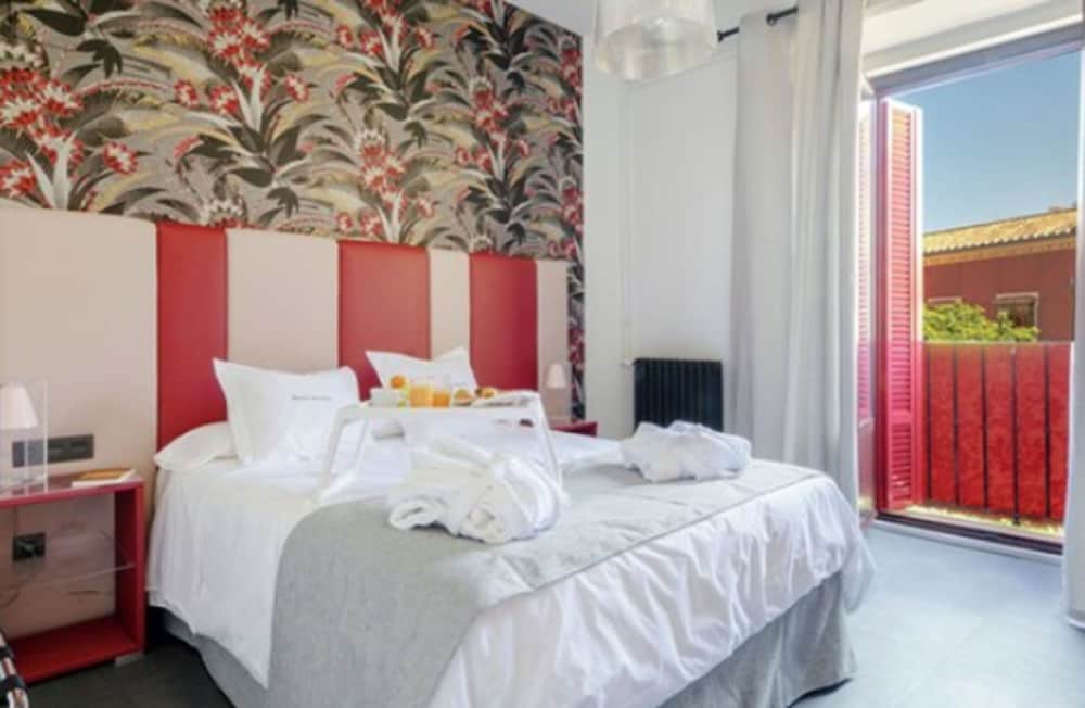 Фото Hotel Sevilla