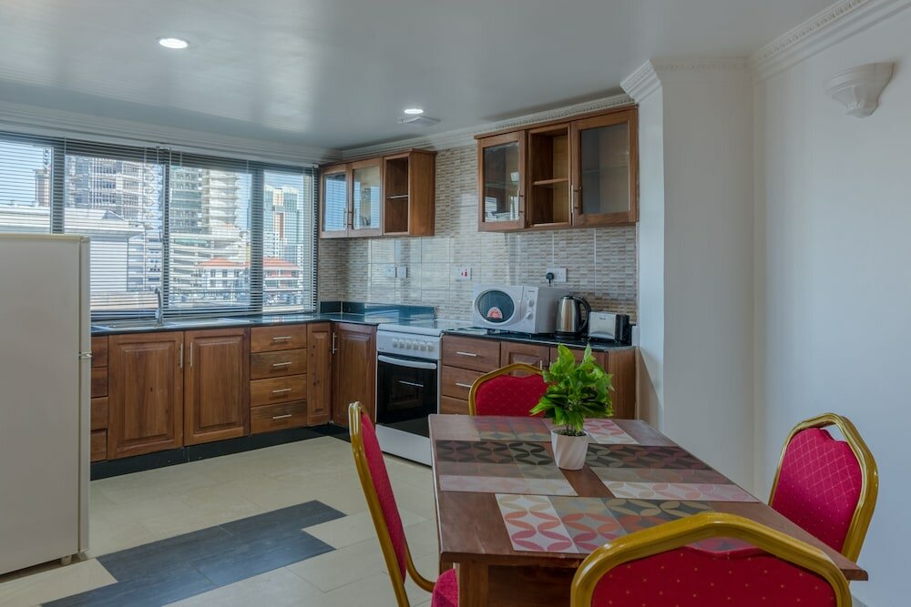 Фото Hotel Raha Tower