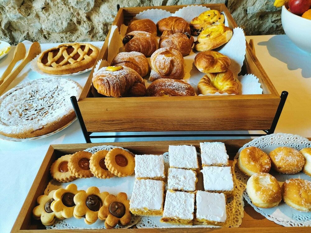 Фото Badia Giulia Prestigious Historical B&b