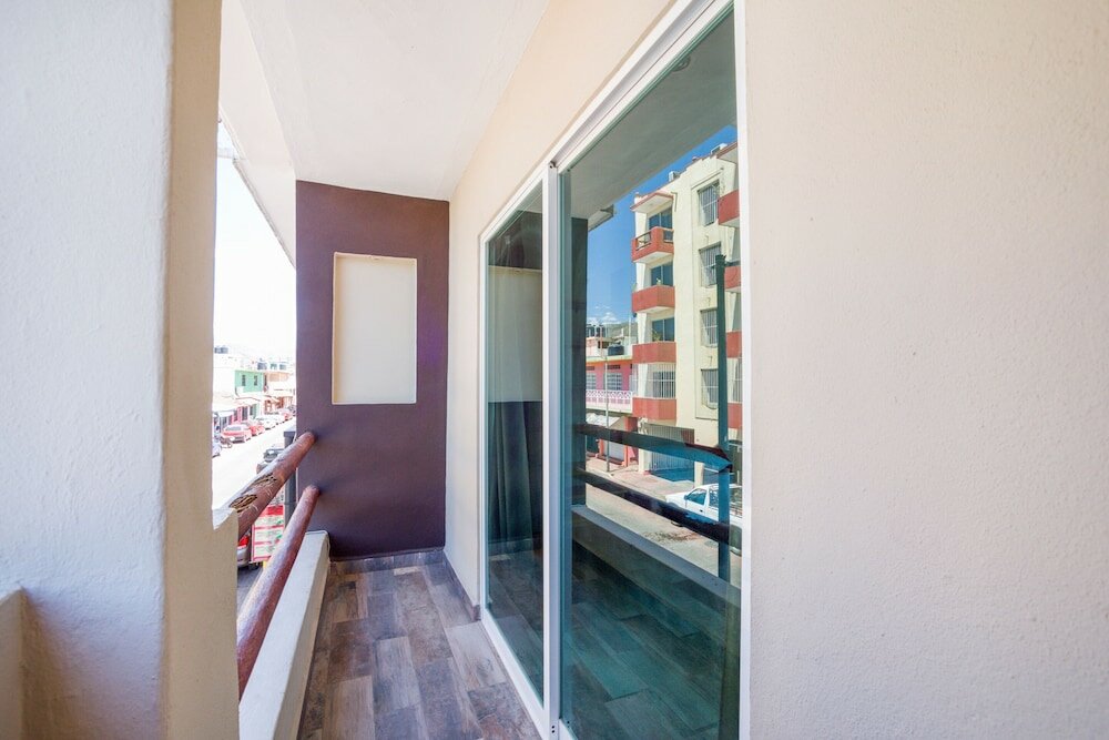 Фото Oyo Hotel Posada Lys, Zihuatanejo