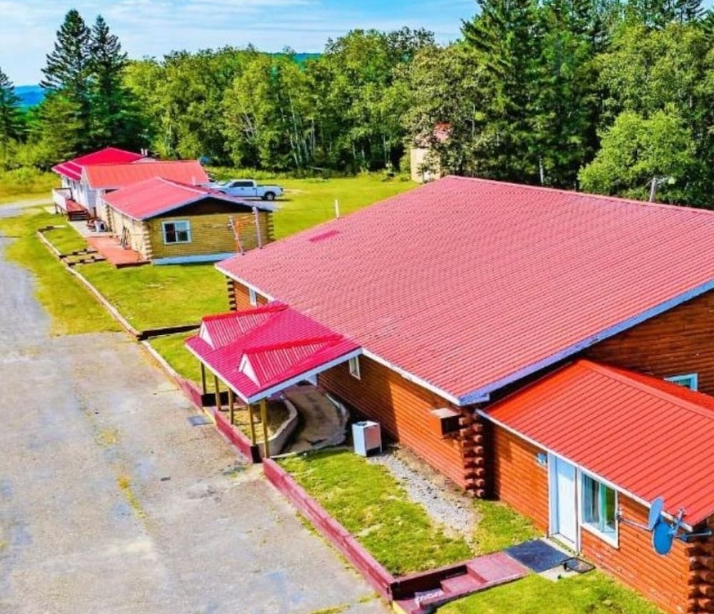 Фото Love Hotels St John River by Oyo at Fort Kent Me