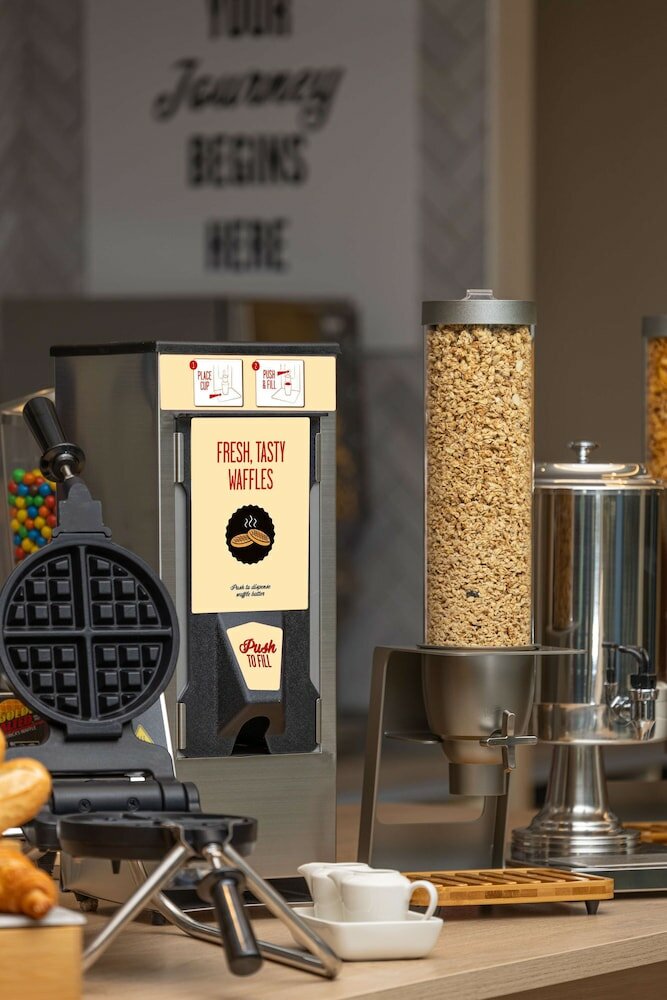 Фото Hampton by Hilton Rochdale