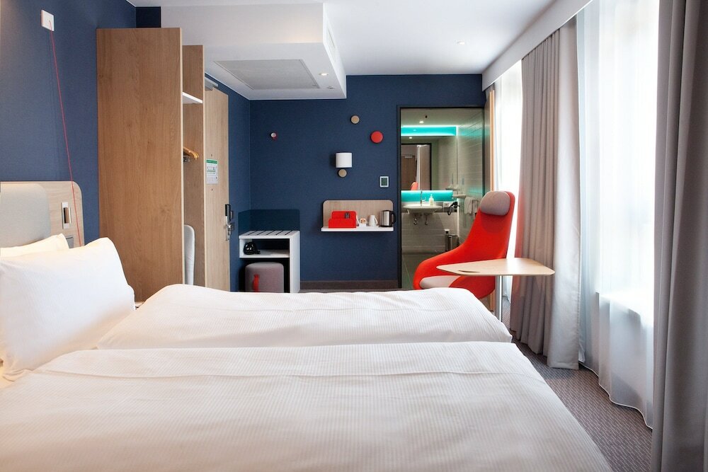 Фото Holiday Inn Express Furth, an Ihg Hotel