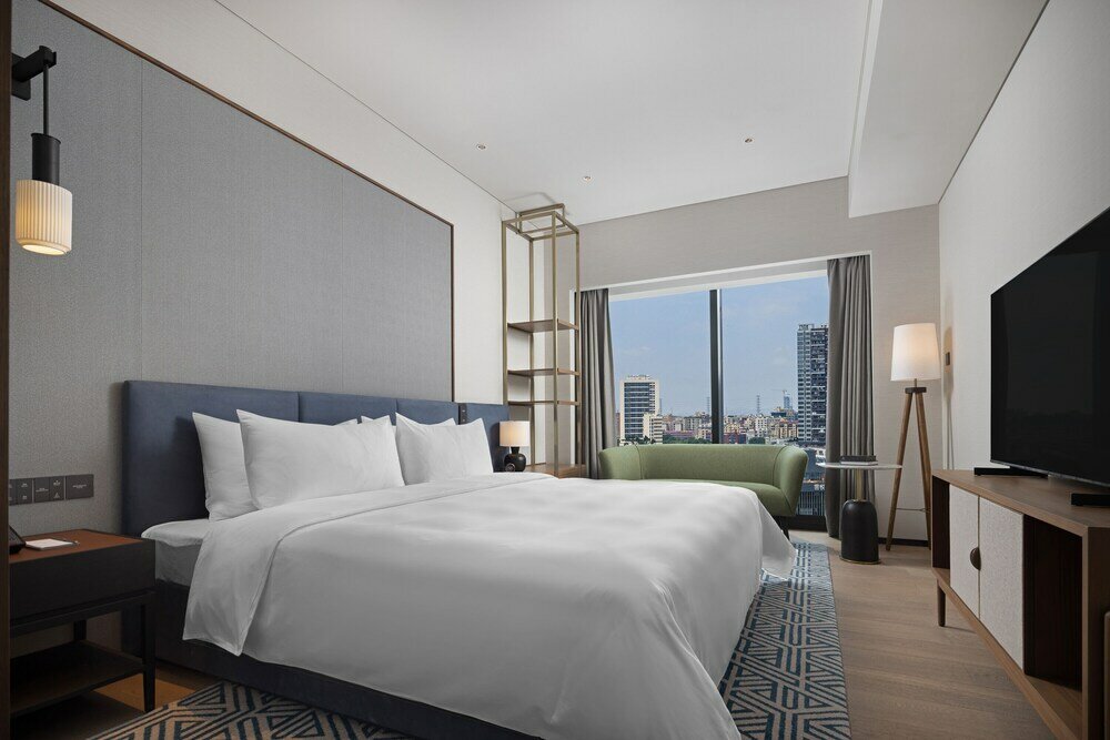 Фото New World Guangzhou Hotel