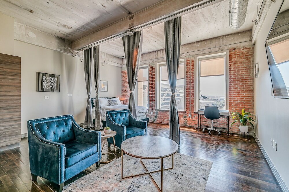 Фото Luxury Downtown Dallas Stay by Amyfinehouse