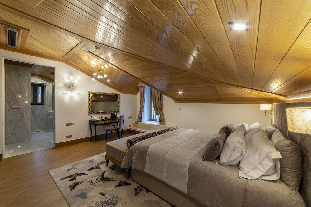 Фото Sintra Marmoris Camelia