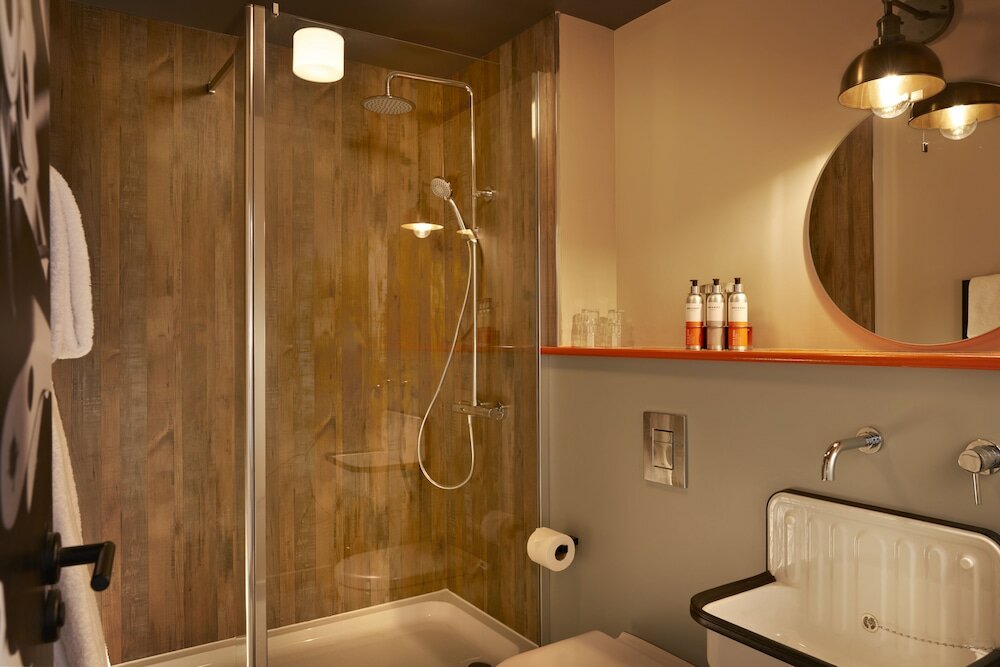 Фото Bike & Boot