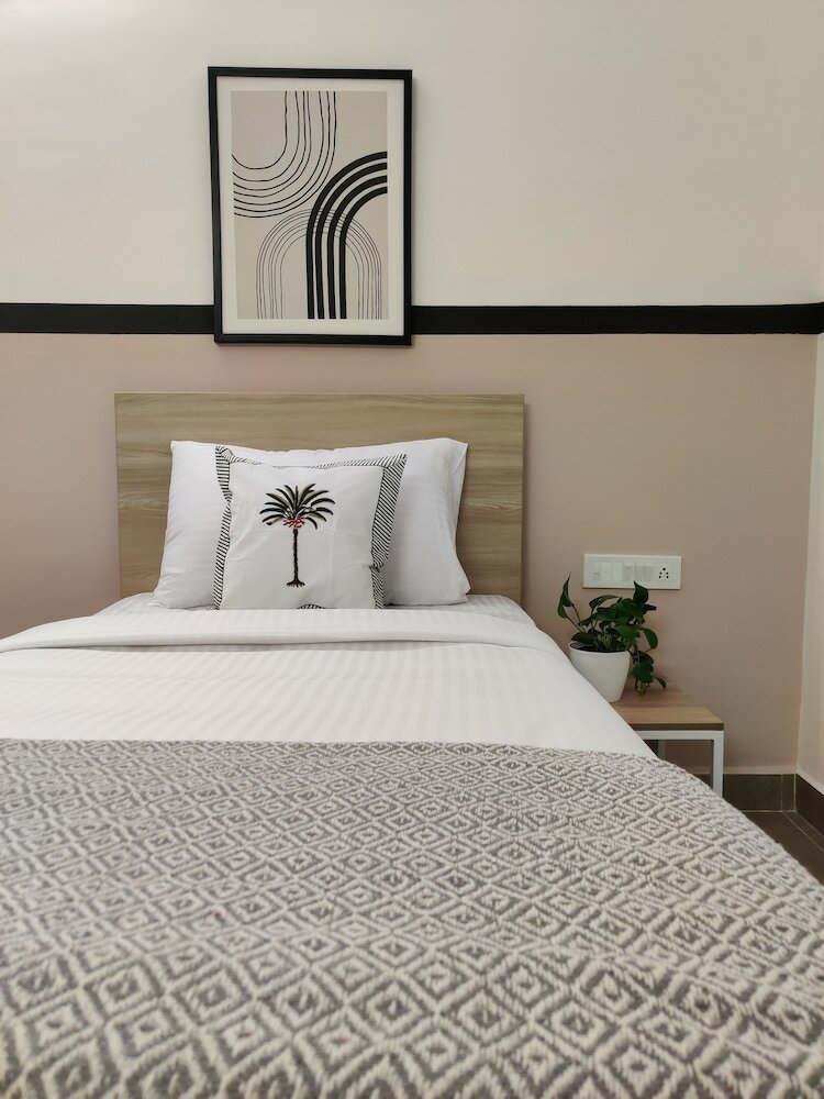 Фото Olive Indiranagar Metro-by Embassy Group