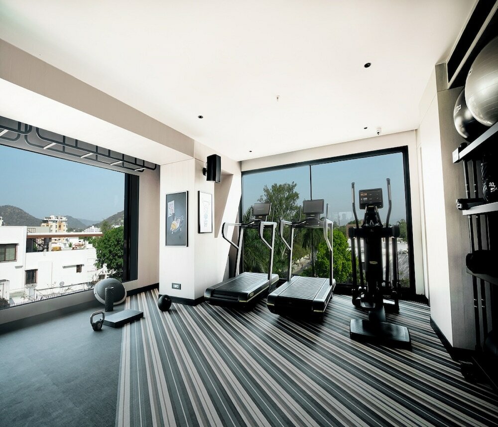 Фото Parallel Hotel