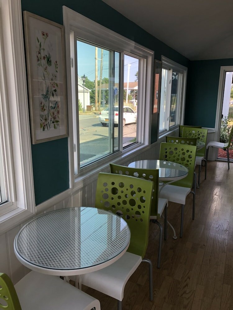 Фото SeaCoast Inn