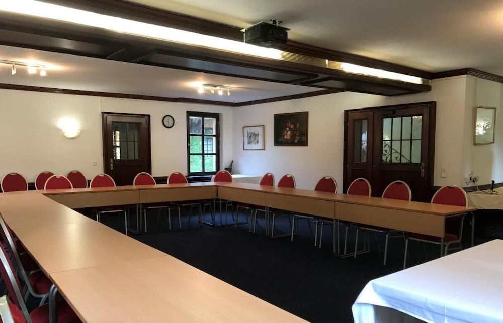 Фото Landhotel Burkartsmühle