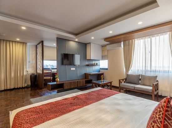 Фото Apex Business Hotel