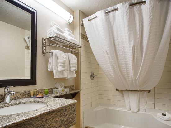 Фото Best Western Plus Sherwood Park