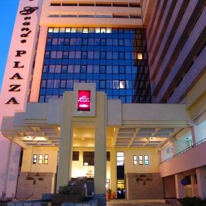 Фото Le Grande Plaza Hotel