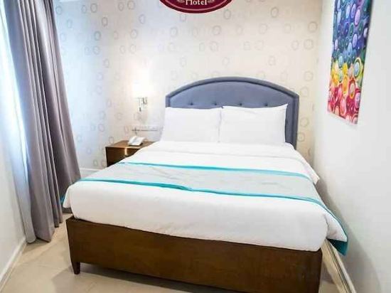 Фото Queen Margarette Hotel - Downtown