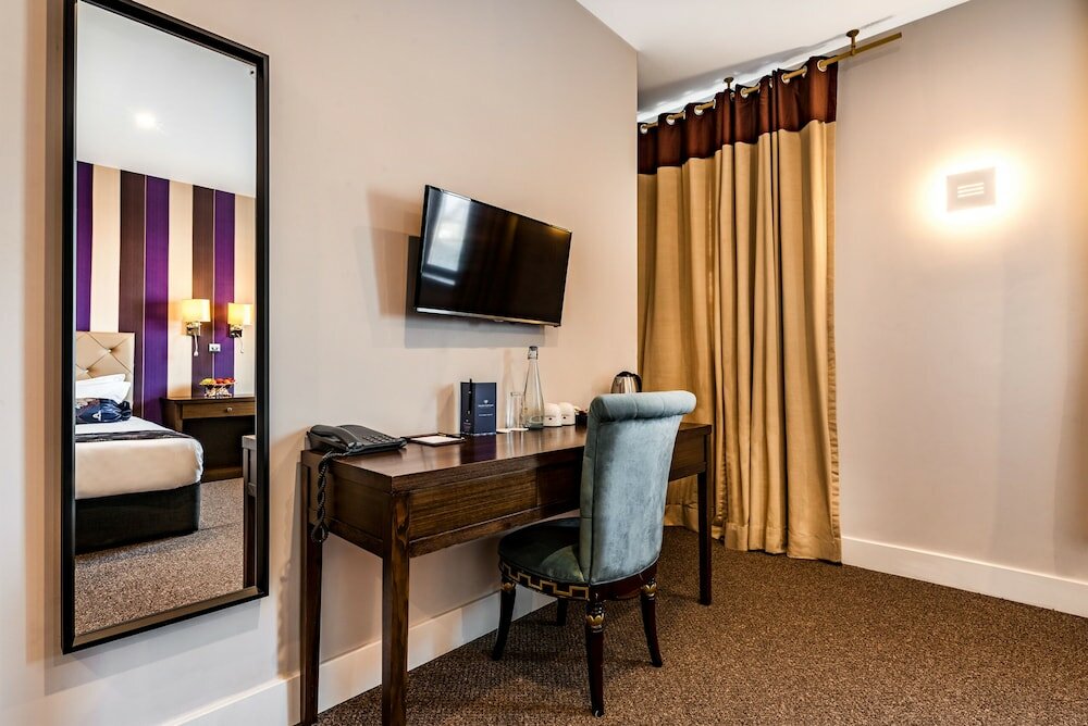 Фото Grand Sapphire Hotel