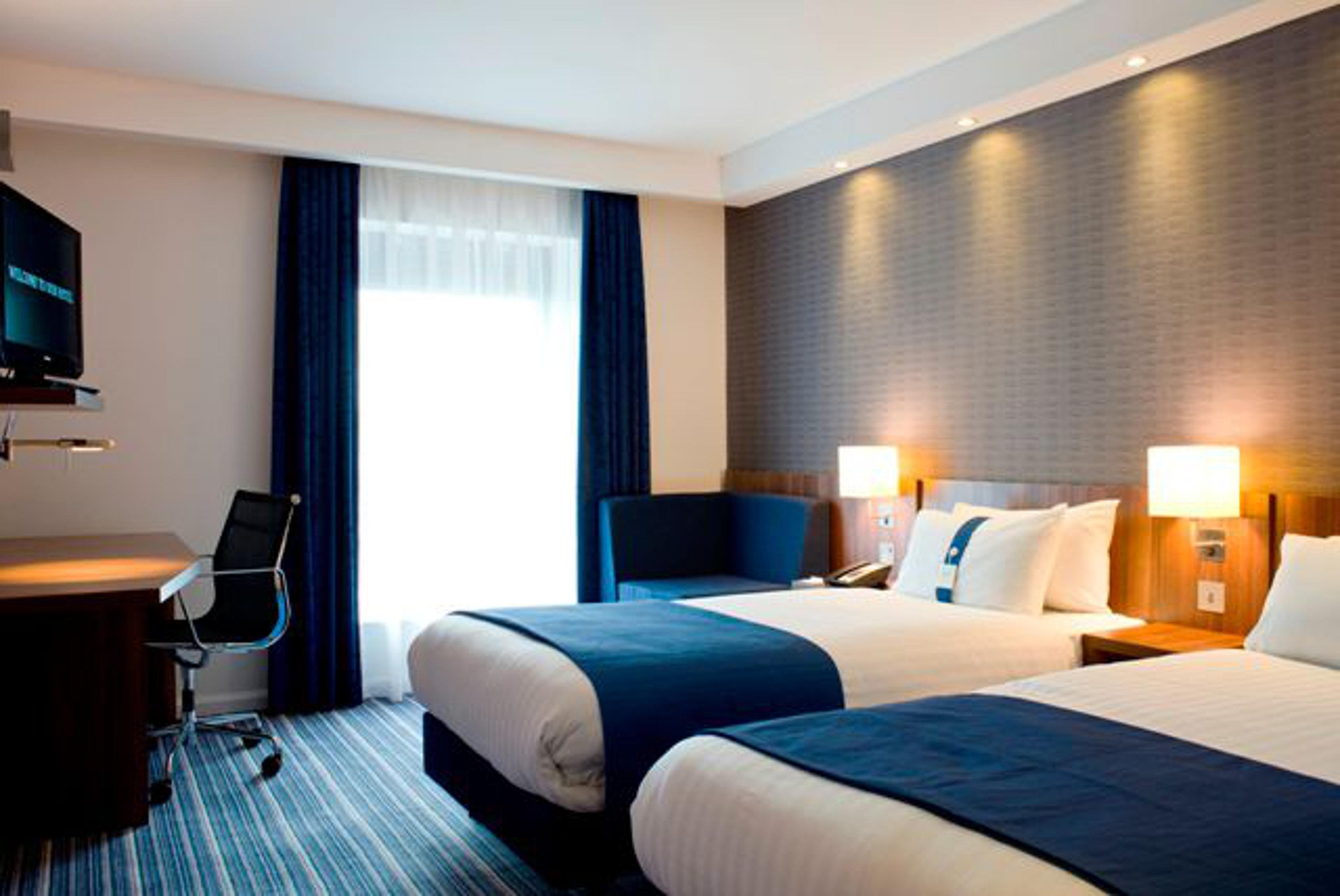 Фото Holiday Inn Express London - Vauxhall Nine Elms, an Ihg Hotel