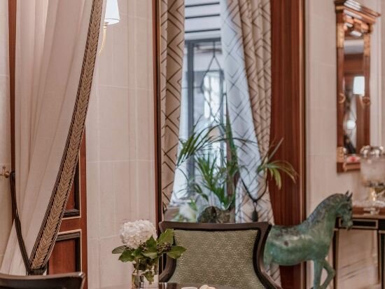 Фото Hotel Napoleon