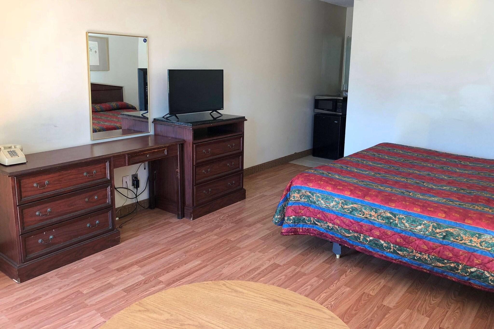 Фото Knights Inn Selma