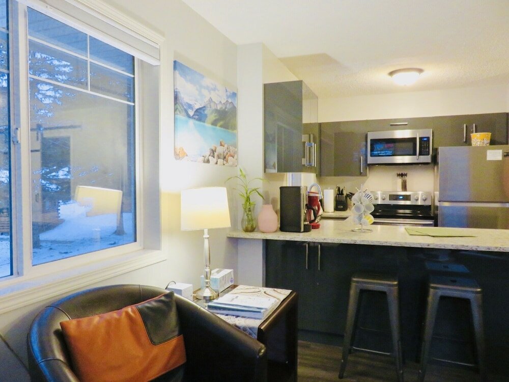 Фото Banff Boundary Lodge